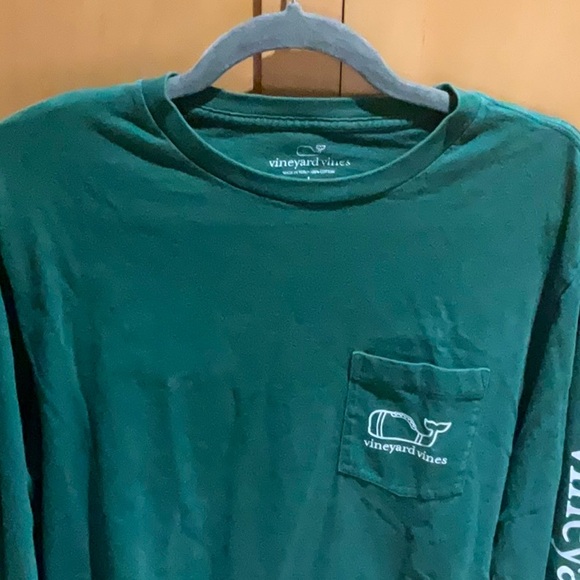 Vineyard Vines - Picture 2 of 2